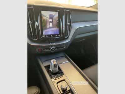 Volvo XC60 2.0 T8 Twin Engine R-Design eAWD Geartronic (2018) - Photo 10