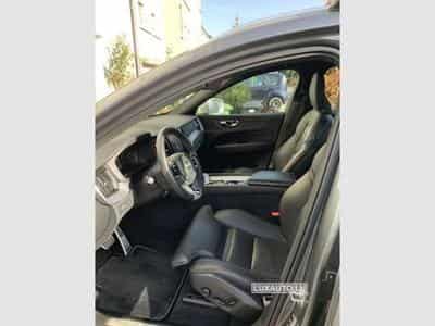 Volvo XC60 2.0 T8 Twin Engine R-Design eAWD Geartronic (2018) - Photo 3