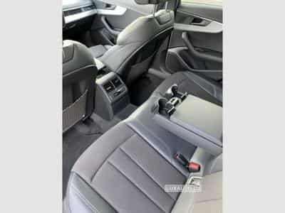 Audi A4 2.0 Tdi S-Line (2016) - Photo 9