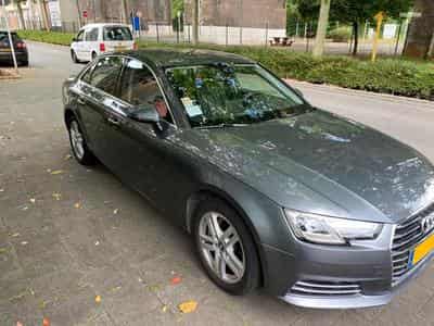 Audi A4 3.0 Tdi 218 Design S-Tronic (2017) - Photo 2