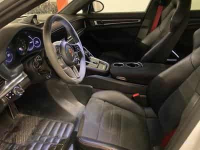 Porsche Panamera 4.0 GTS PDK (2019) - Photo 2