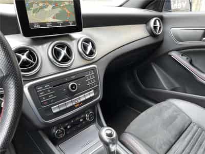 Mercedes CLA 180 122 CV SHOOTING BRAKE AMG GPS CLA (2016) - Photo 6
