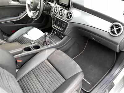 Mercedes CLA 180 110 CV AMG GPS CLA (2018) - Photo 10