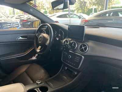 Mercedes CLA 220 Shooting Brake 220 Cdi Urban 7G-DCT (2015) - Photo 14