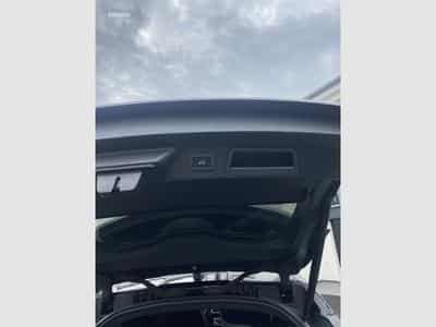 Land-Rover Range Rover Velar 3.0 D 300 HSE R-Dynamic Auto. (2017) - Photo 4