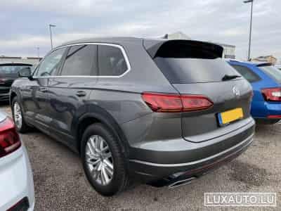 VW Touareg 3.0 Tdi 231 R-Line 4Motion Tiptronic (2020) - Photo 2
