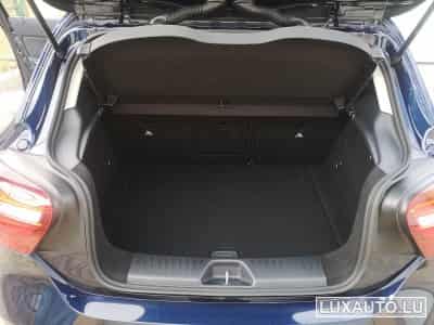 Mercedes A 180 180 (2018) - Photo 6