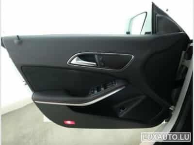 Mercedes CLA 180 180 AMG Line (2015) - Photo 6