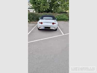 Mazda MX-5 2.0 Skyactiv-G Sports-Line (2019) - Photo 6