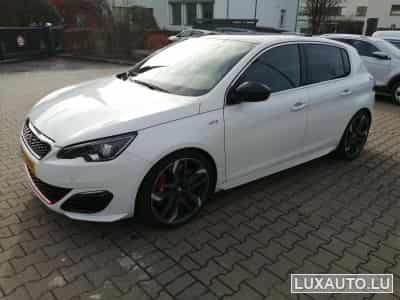 Peugeot 308 GTI 272CV (2016) - Photo 2