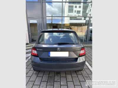 Skoda Fabia 1.0 TSI Style DSG (2018) - Photo 3