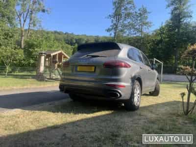 Porsche Cayenne (2015) - Photo 2