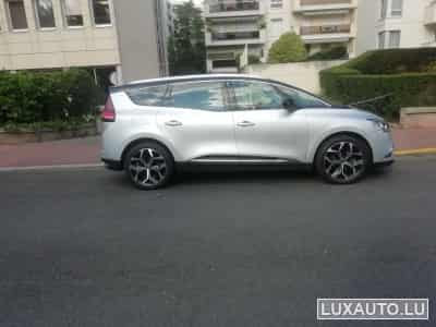 Renault Grand Scenic Intens (2021) - Photo 10