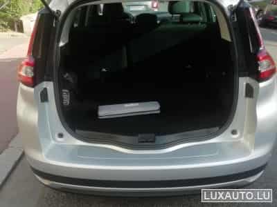 Renault Grand Scenic Intens (2021) - Photo 12