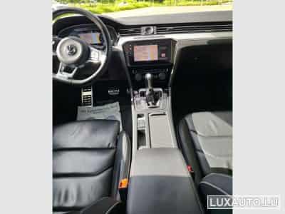 VW Arteon R-Line (2017) - Photo 2