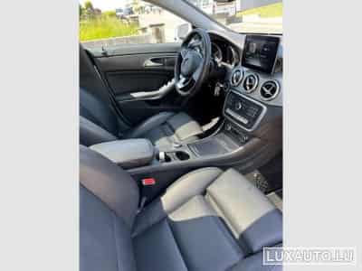 Mercedes CLA 220 AMG-Line (2016) - Photo 5