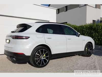 Porsche Cayenne e-Hybrid (2019) - Photo 3
