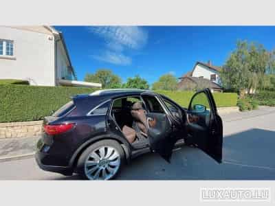 Infiniti QX70 (2014) - Photo 3