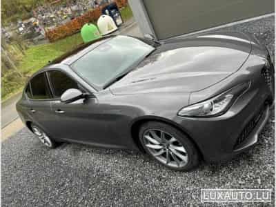 Alfa-Romeo Giulia MY22 Sprint 2.0 TB 200 AT (2022) - Photo 1