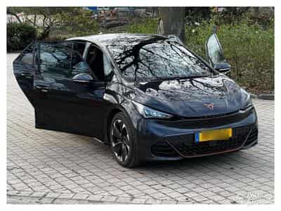 Cupra Born 77 kw E-boost, PAC, DCC (2022) - Photo 2