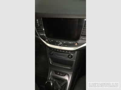 Opel Astra (2018) - Photo 6