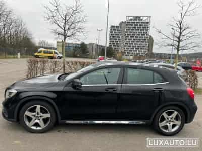 Mercedes GLA 180 Sporty Utilitiy AMG LINE (2019) - Photo 14