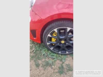 Abarth 595 595 COMPETIZIONE (2018) - Photo 2