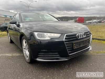 Audi A4 S-LINE (2017) - Photo 5