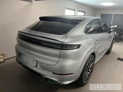 Porsche Cayenne Coupé hybride (2023) - Photo 2