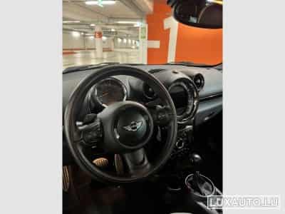 Mini Countryman COOPER SD 190 ALL4 (2016) - Photo 6