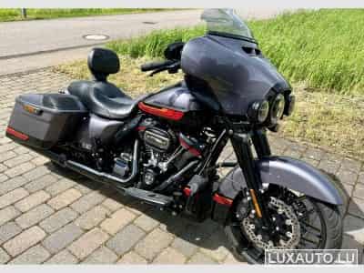 Harley-Davidson CVO Street Glide 117 cui (2020) - Photo 1
