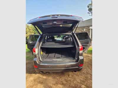 Jeep Cherokee GRAND CHEROKEE OVERLAND (2017) - Photo 7