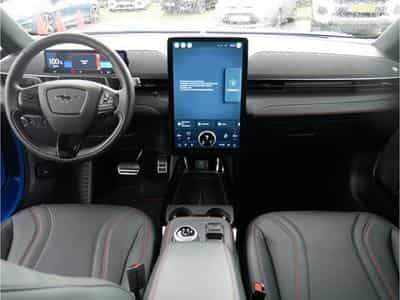Ford Mustang Mach-E AWD 99kWh Extended Range 351ch-A1 GAR 12/2030 (2023) - Photo 2