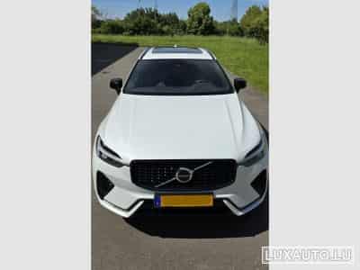 Volvo XC60 B4 AWD/ PANO (2023) - Photo 2