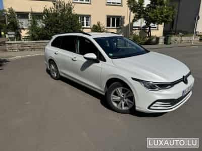 VW Golf 8 (2021) - Photo 3