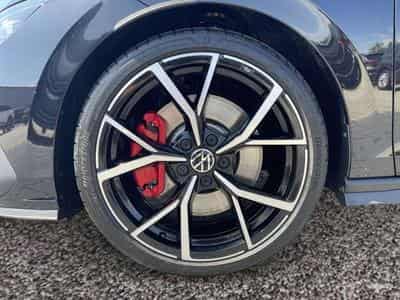 VW Golf GTI 2.0 TSI DSG (2022) - Photo 12
