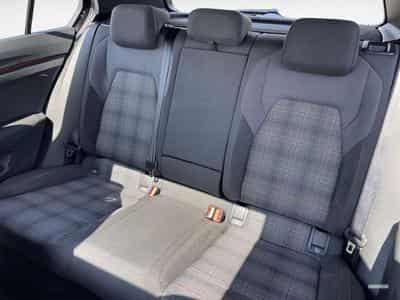 VW Golf GTI 2.0 TSI DSG (2022) - Photo 10
