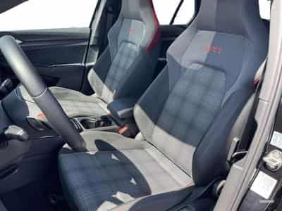 VW Golf GTI 2.0 TSI DSG (2022) - Photo 6