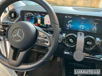 Mercedes GLA 200 (2021) - Photo 11