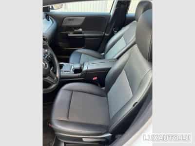 Mercedes GLA 200 (2021) - Photo 12