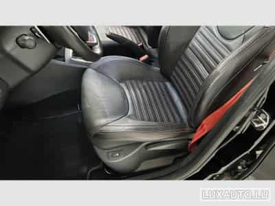 Renault Clio 4 RS TROPHY 220 AKRAPOVIC (2017) - Photo 15