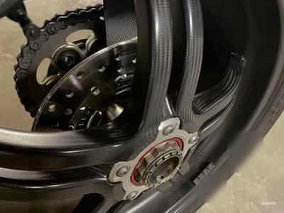 Ducati Streetfighter SP (2023) - Photo 2
