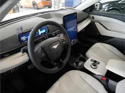 Ford Mustang Mach-E AWD 99kWh Extended Range 351cv/258kW - A1 GAR 0182031 (2023) - Photo 2