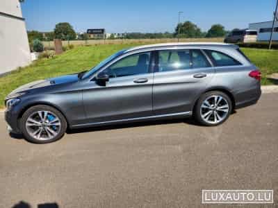 Mercedes C 350 C350 e Plug In Hybrid (2017) - Photo 5
