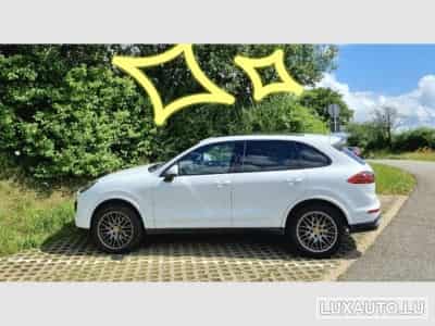 Porsche Cayenne Platinium (2018) - Photo 2