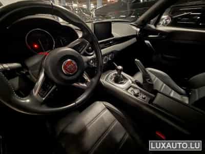 Fiat 124 Spider Lusso (2019) - Photo 9