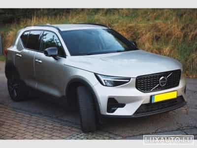 Volvo XC40 T2 Plus Dark (2023) - Photo 4