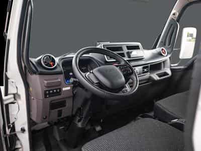 Fuso eCanter 4.25t e 4.25t Koffer (2024) - Photo 6