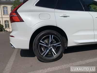 Volvo XC60 R-Design (2019) - Photo 10