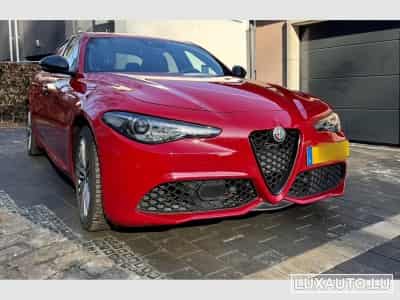 Alfa-Romeo Giulia Q4 Veloce 2.0 Turbo (2021) - Photo 3
